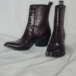 ZARA WOMAN‎ Animal crocodile Print Cowboy Style Boots (Booties) burgundy SZ 36